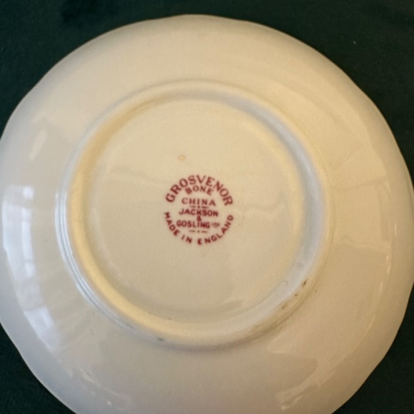 2 piece set matched together, beautiful vintage mug/ cup and saucer - Picture 10 of 11